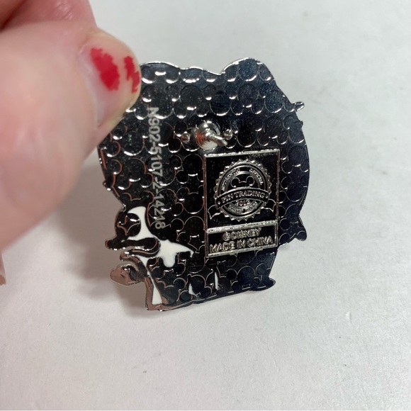 Disney Nightmare Before Christmas Jack Skellington pin. - Picture 6 of 8